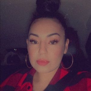 Meet your Posher, Gwen